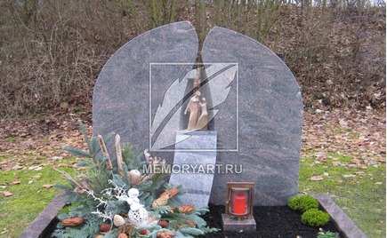  Двойной горизонтальный памятник со скульптурной группой "прощание"