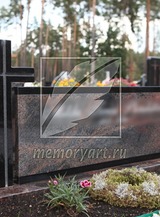 Вертикальное надгробие с крестом (Литва) LT-0107