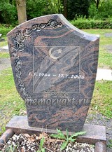Памятник мусульманину на кладбище MU-0108