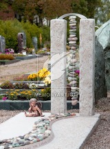 Элитный детский памятник со стелой из камней