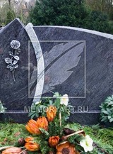 Мраморно-гранитный памятник с накладной розой
